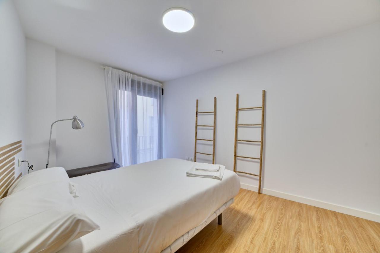 Apartamento El Lobo By Clabao Logrono Exterior photo
